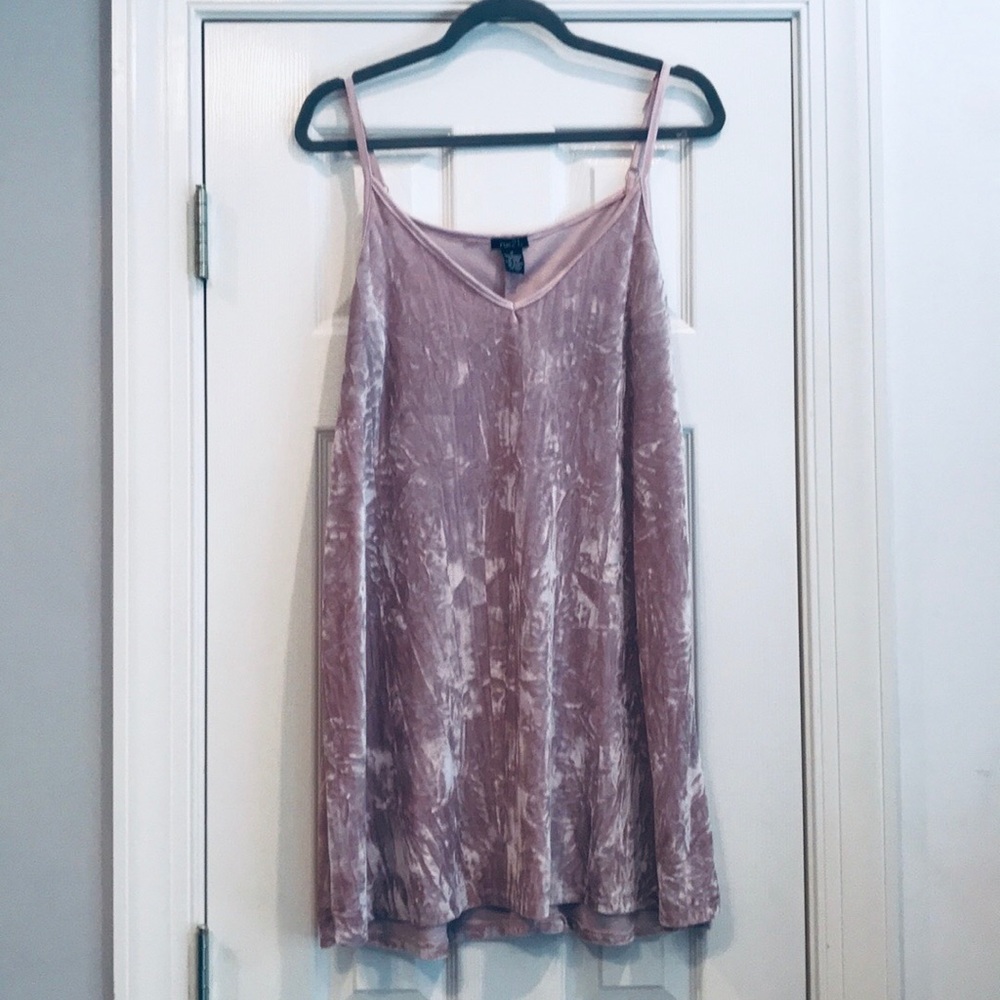 Pink Velvet Dress 🎀